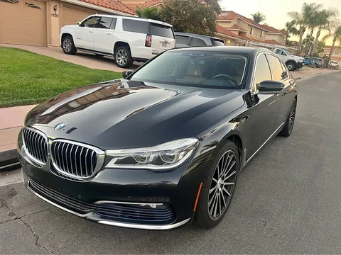 2016 BMW 7 Series 750i Sedan 4D