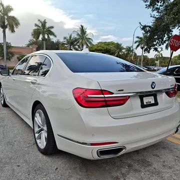 2016 BMW 7 Series 750i xDrive