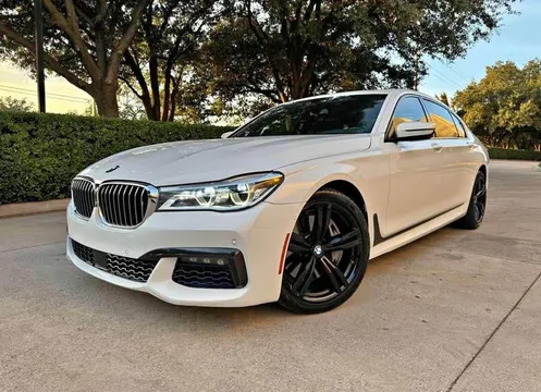 2016 BMW 750i xDrive Sedan