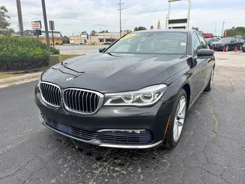 2016 BMW 7 Series 750i xDrive Sedan 4D