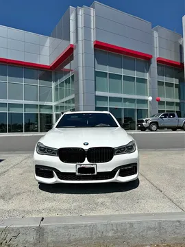 2016 BMW 750i xDrive Sedan 4D