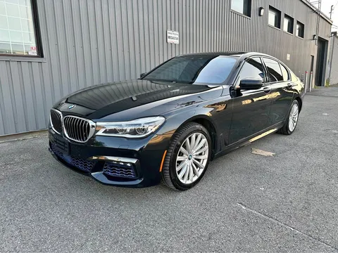 2016 BMW 750i xDrive M Package