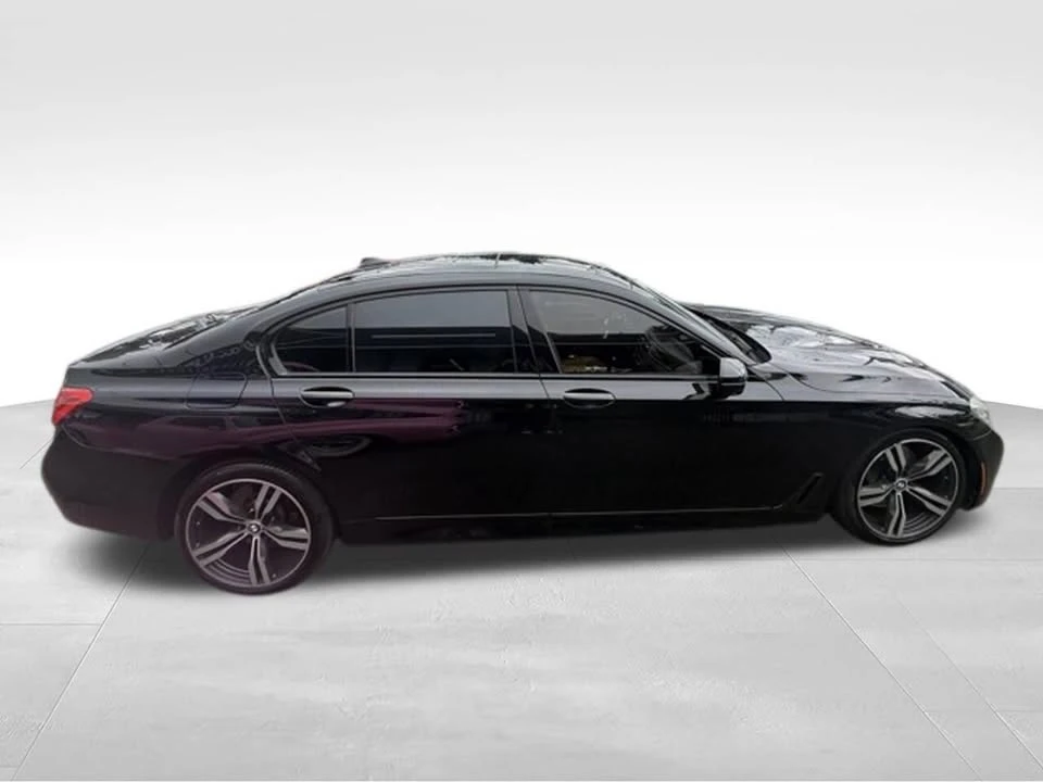 2016 BMW G11/G12 7 Series - Image 5 of 19