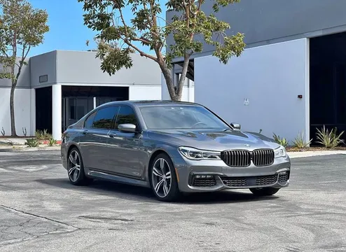 2016 BMW 7 Series 740i Sedan 4D