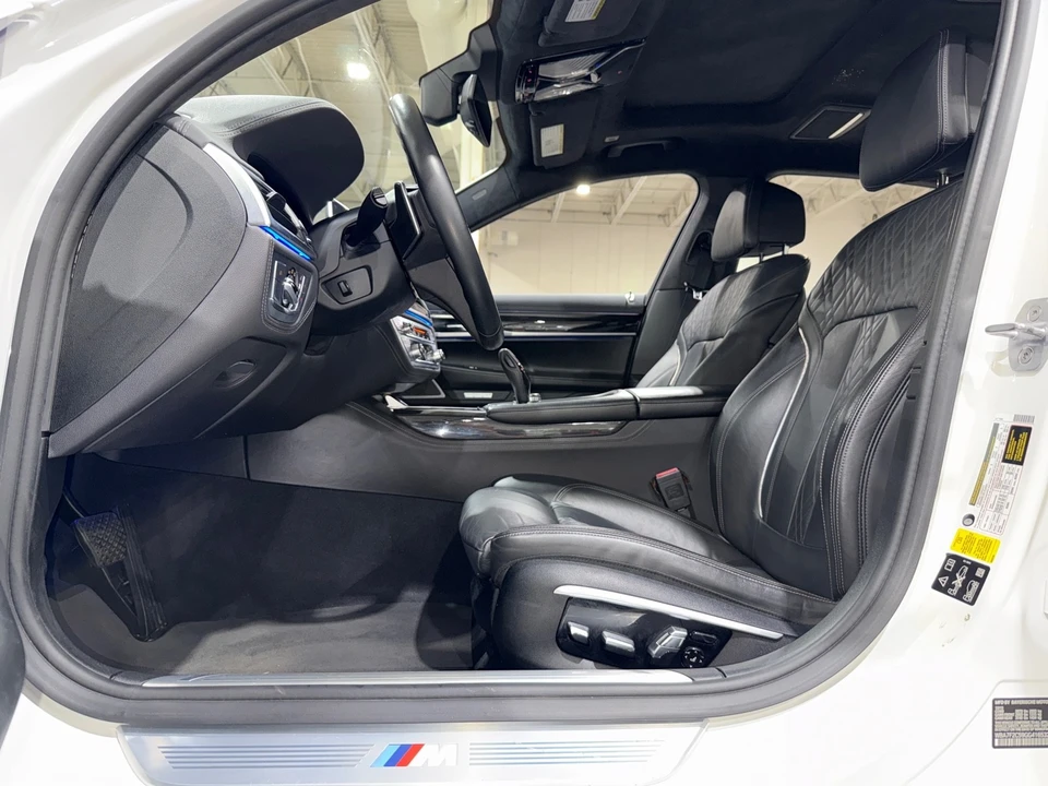 2016 BMW G11/G12 7 Series - Image 10 of 12