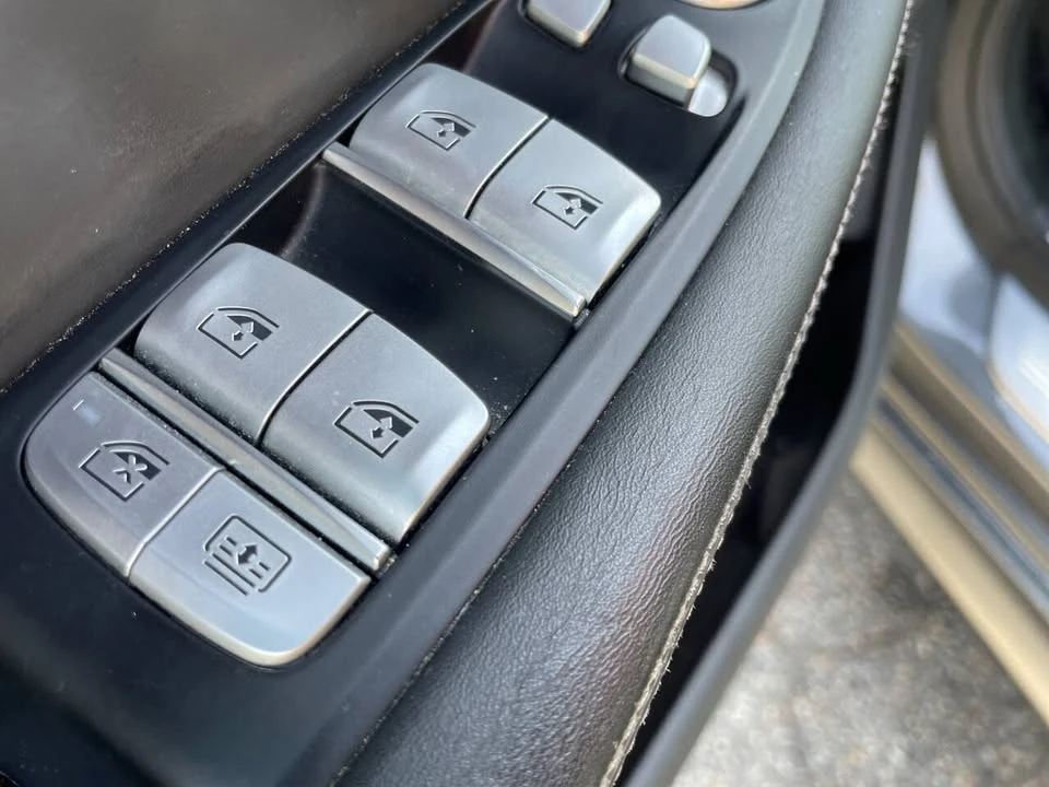 2016 BMW G11/G12 7 Series - Image 16 of 20