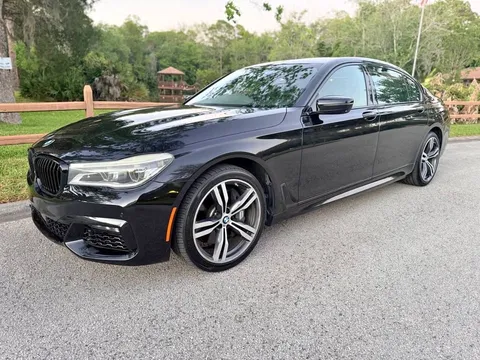 2016 BMW 750i xDrive Sedan