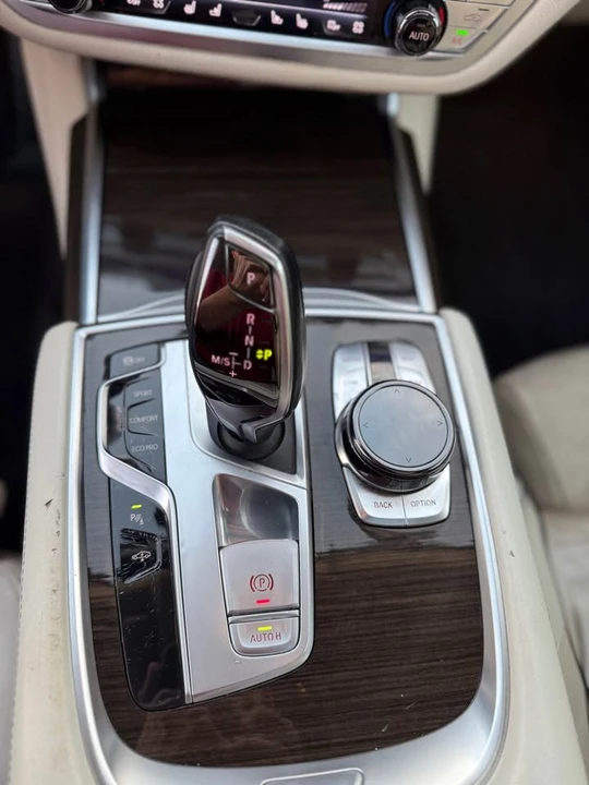 2016 BMW G11/G12 7 Series - Image 12 of 19