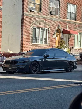 2016 BMW 7 Series 750i xDrive Sedan
