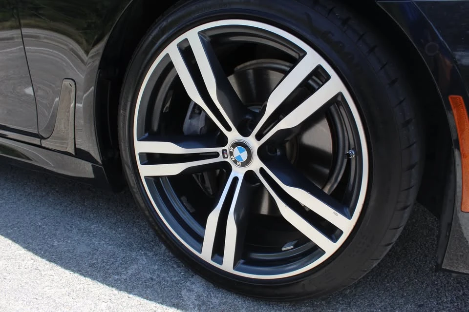 2016 BMW G11/G12 7 Series - Image 5 of 17