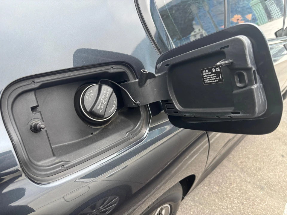2016 BMW G11/G12 7 Series - Image 21 of 31