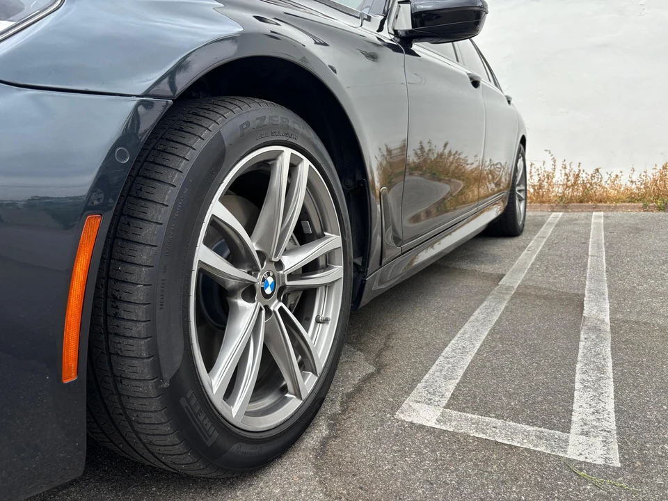 2016 BMW G11/G12 7 Series - Image 15 of 31