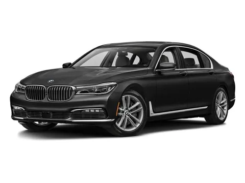 2016 BMW 750
