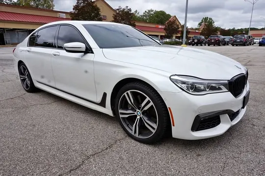 2016 BMW 750i xDrive M Sport Package