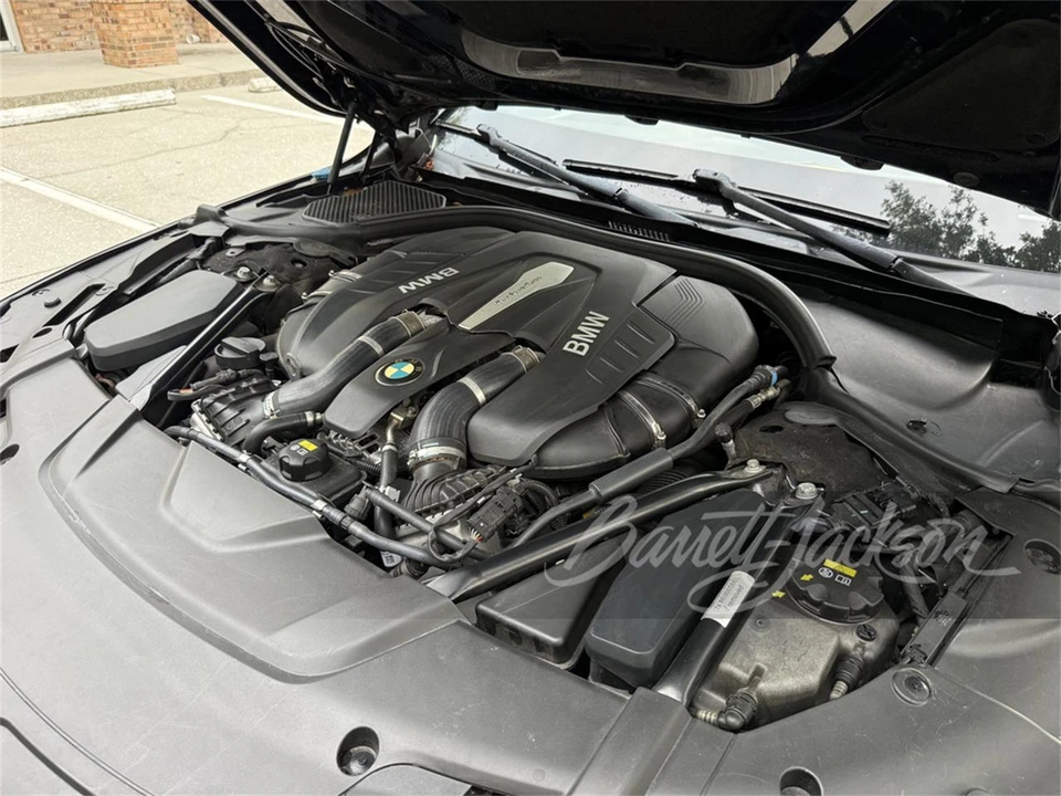 2016 BMW G11/G12 750i & M760i Sedan - Image 5 of 5