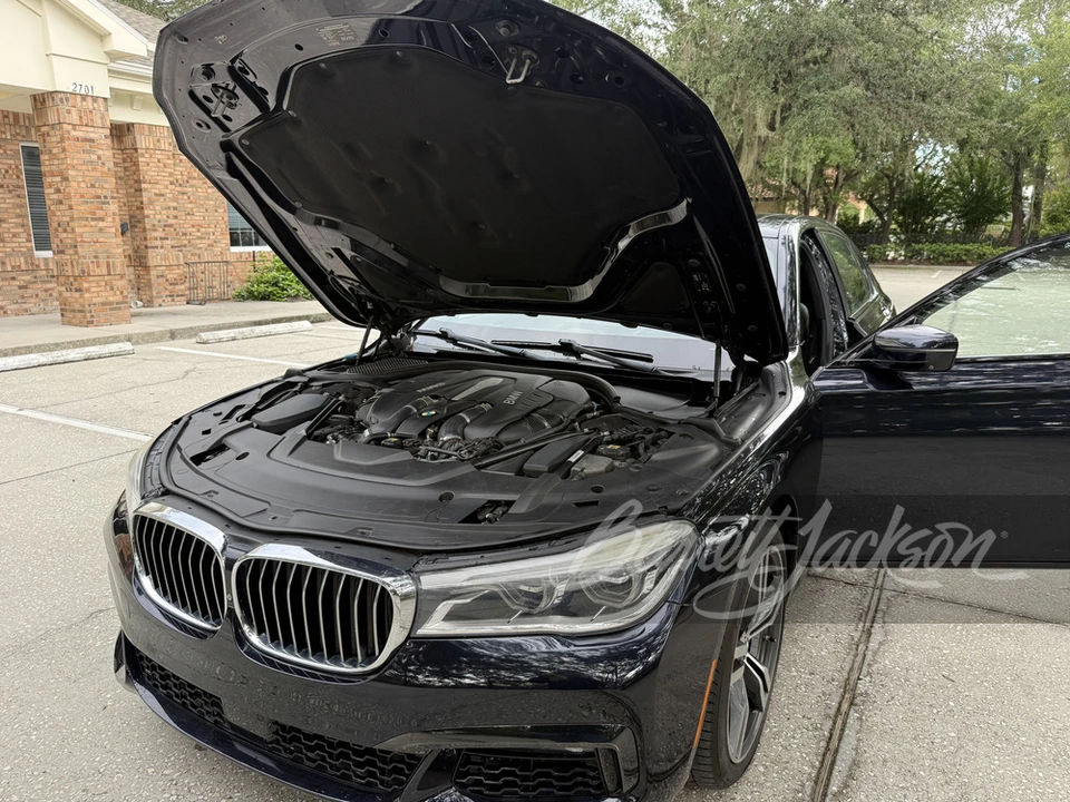 2016 BMW G11/G12 750i & M760i Sedan - Image 6 of 29
