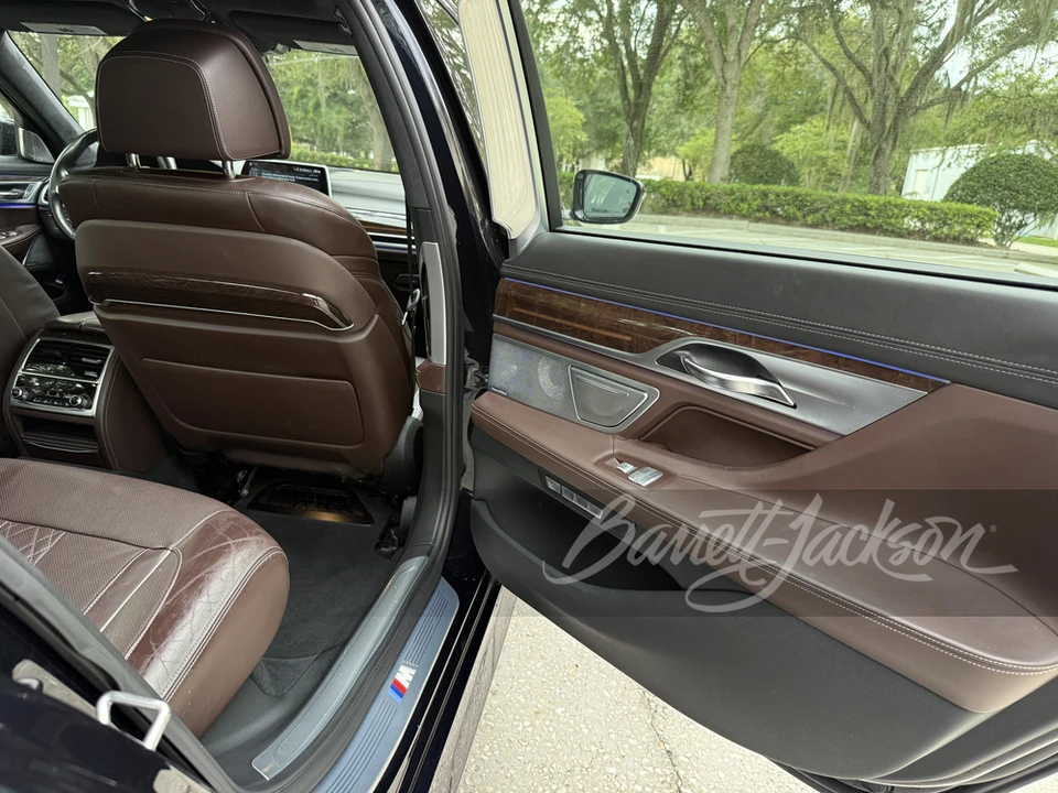 2016 BMW G11/G12 750i & M760i Sedan - Image 11 of 29