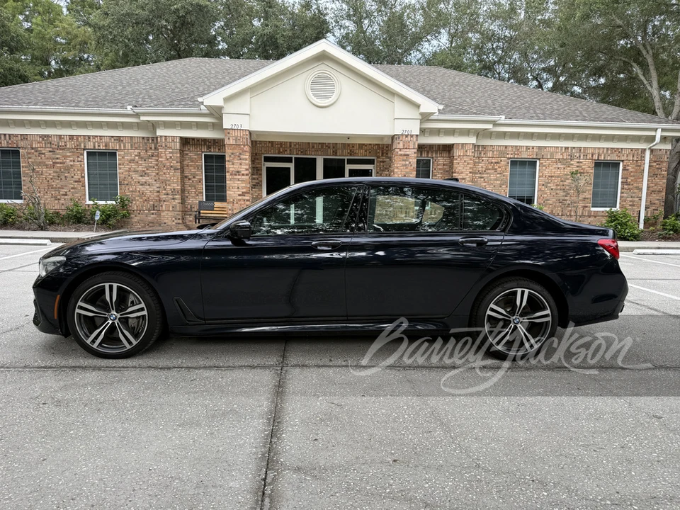 2016 BMW G11/G12 750i & M760i Sedan - Image 23 of 29