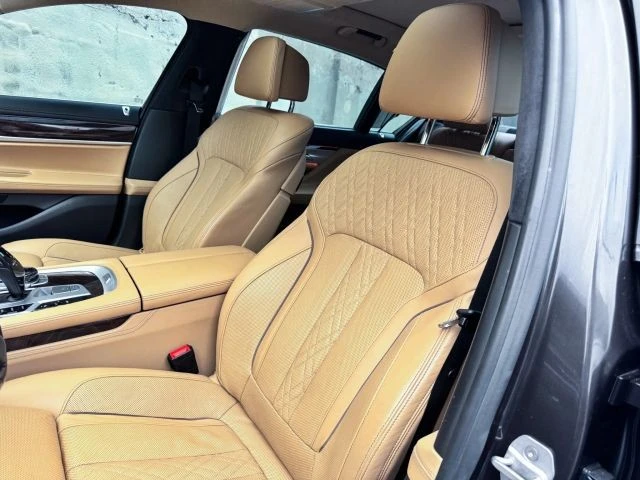 2016 BMW G11/G12 750i & M760i Sedan - Image 16 of 21
