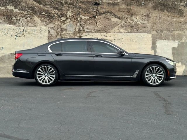 2016 BMW G11/G12 750i & M760i Sedan - Image 4 of 21