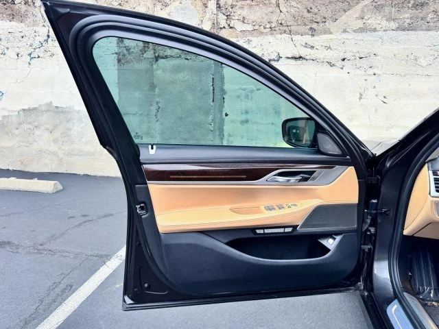 2016 BMW G11/G12 750i & M760i Sedan - Image 12 of 21