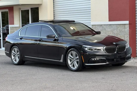 2016 BMW 750i xDrive