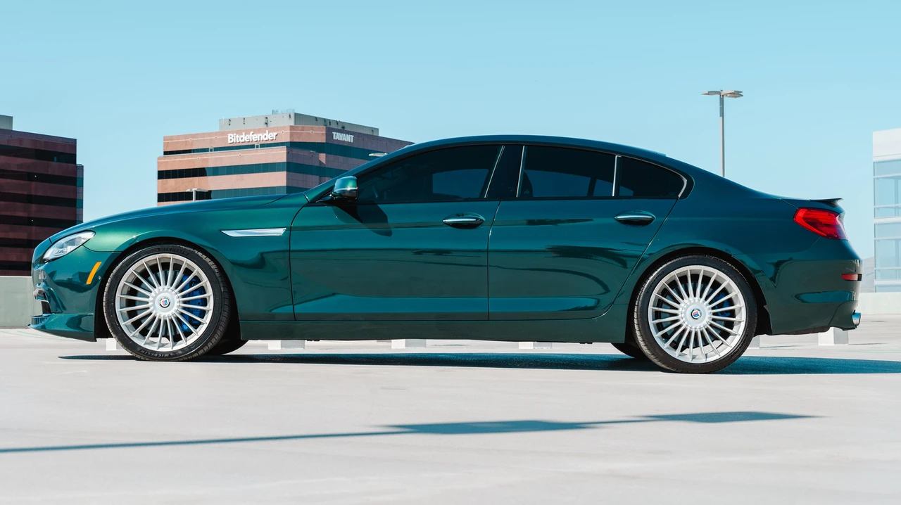 2016 BMW Alpina B6 - Image 9 of 31