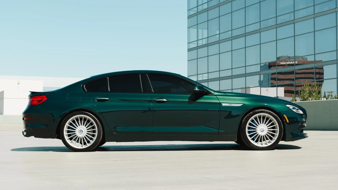 2016 BMW Alpina B6 - Image 12 of 31