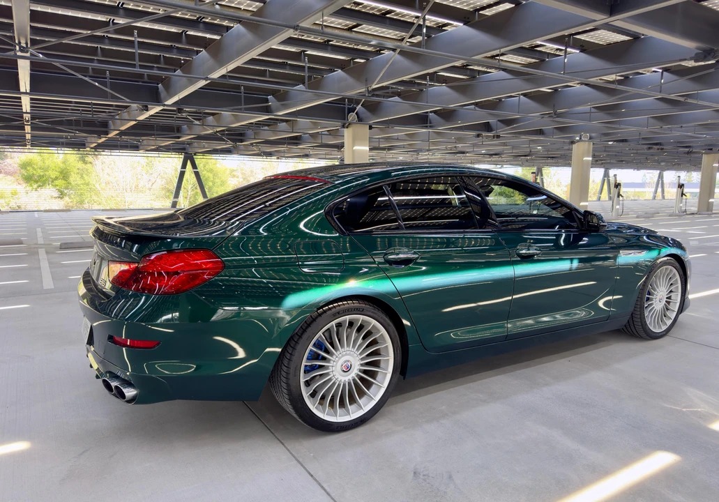 2016 BMW Alpina B6 - Image 11 of 31