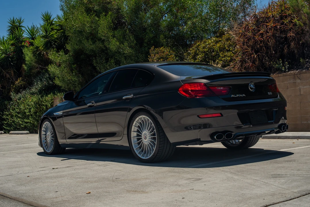 2016 BMW Alpina B6 - Image 14 of 31