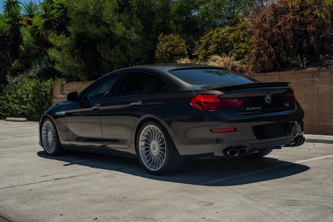 2016 BMW Alpina B6 - Image 15 of 31