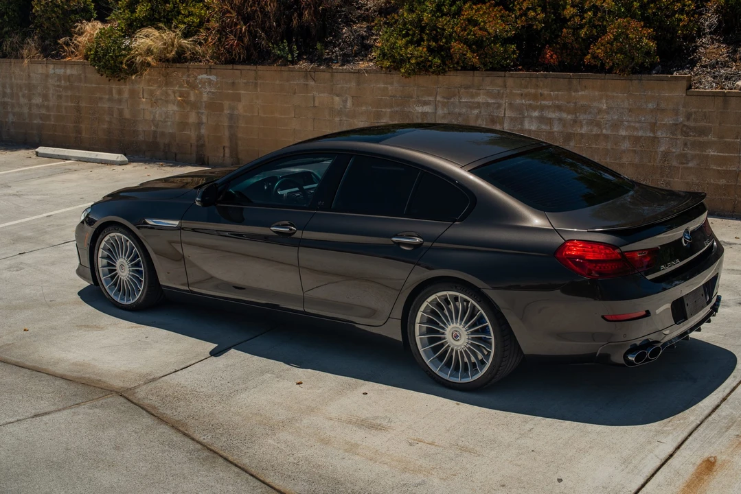 2016 BMW Alpina B6 - Image 17 of 31