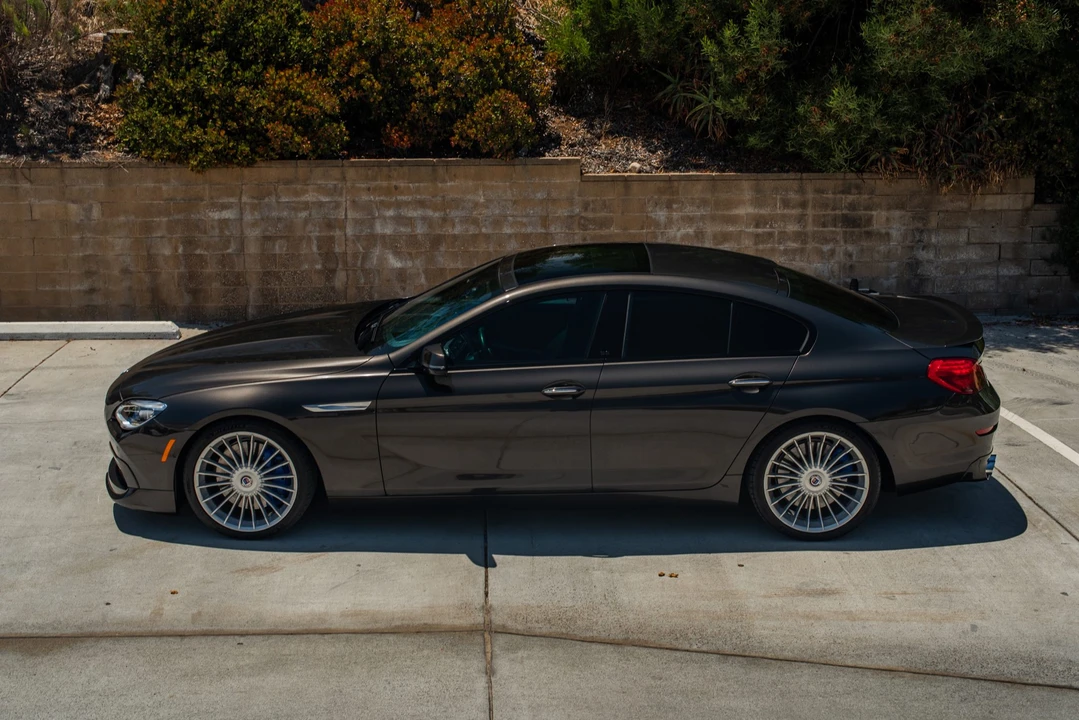 2016 BMW Alpina B6 - Image 11 of 31