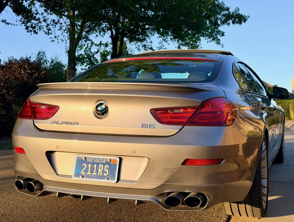 2016 BMW Alpina B6 - Image 16 of 31