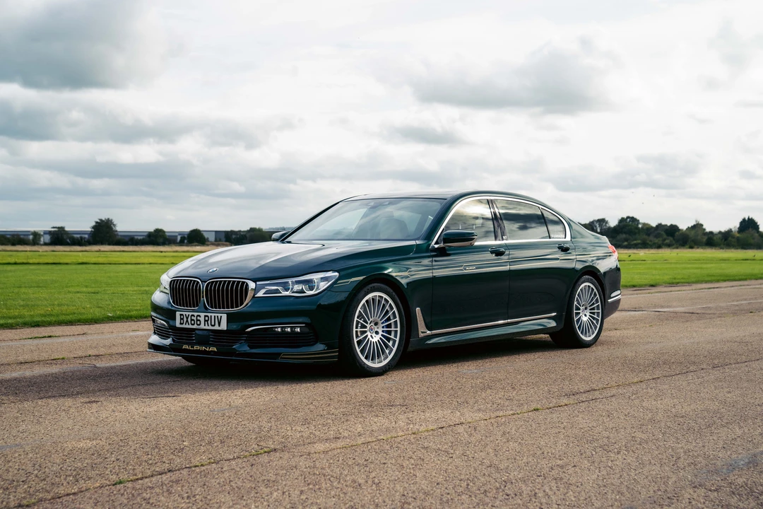 2017 BMW Alpina B7 - Image 12 of 31