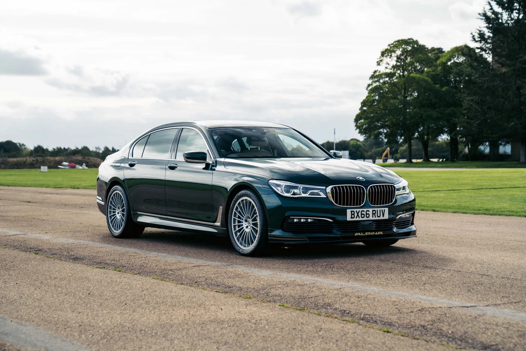 2017 BMW Alpina B7 - Image 10 of 31