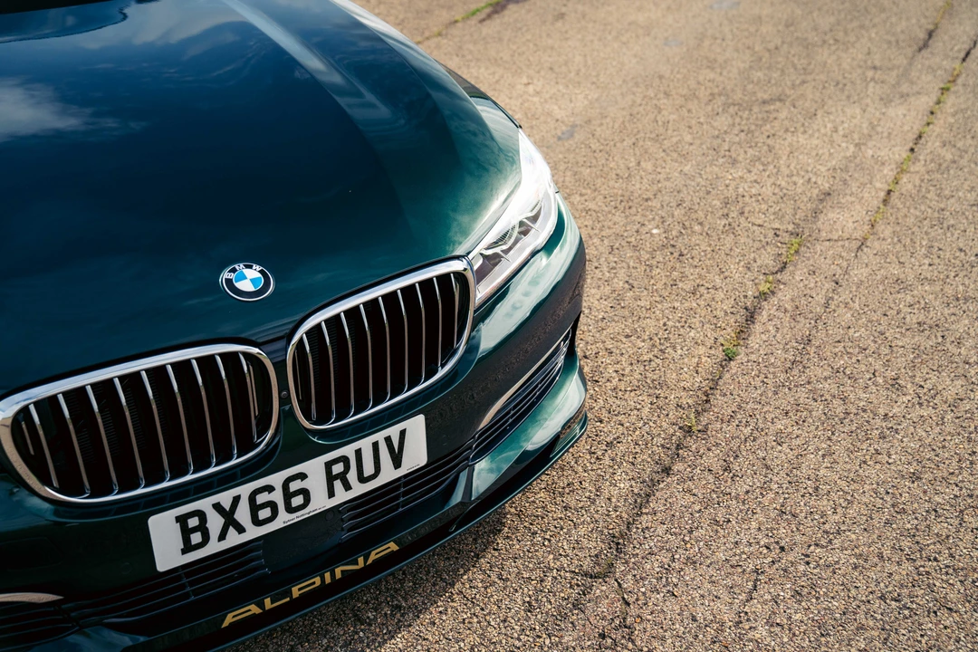 2017 BMW Alpina B7 - Image 18 of 31
