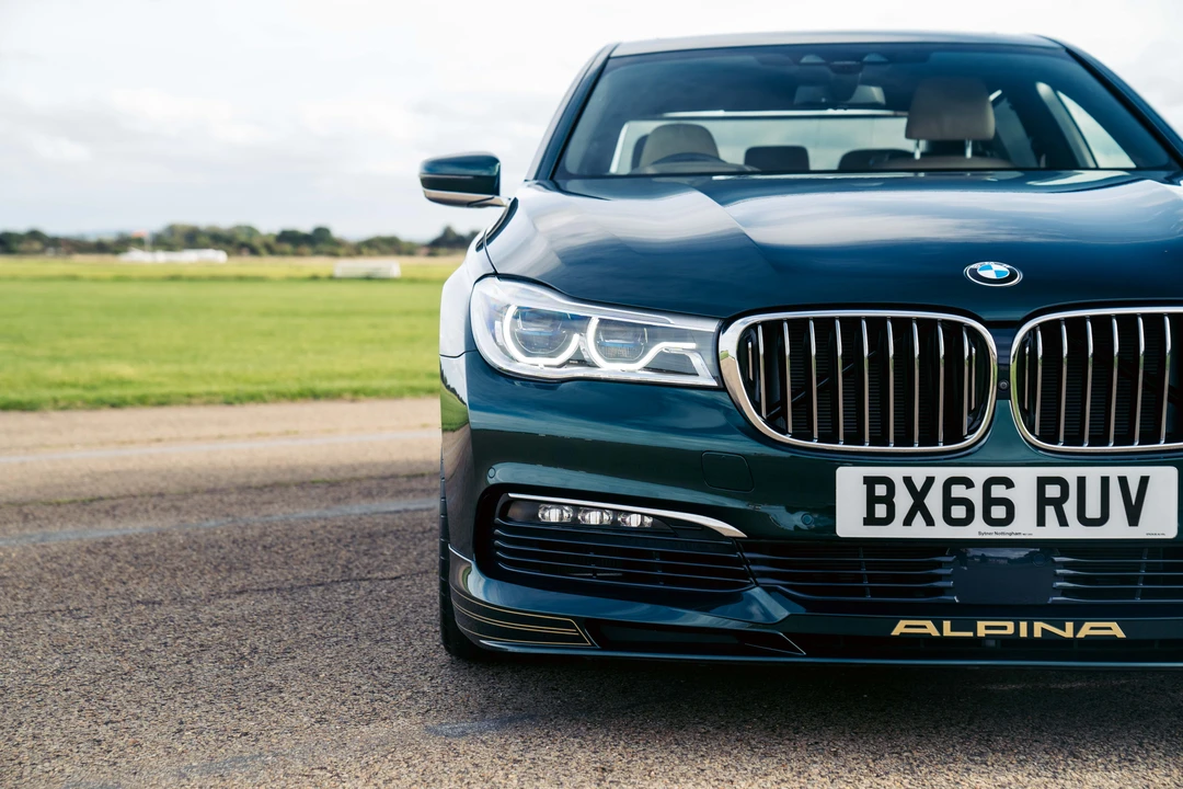 2017 BMW Alpina B7 - Image 26 of 31