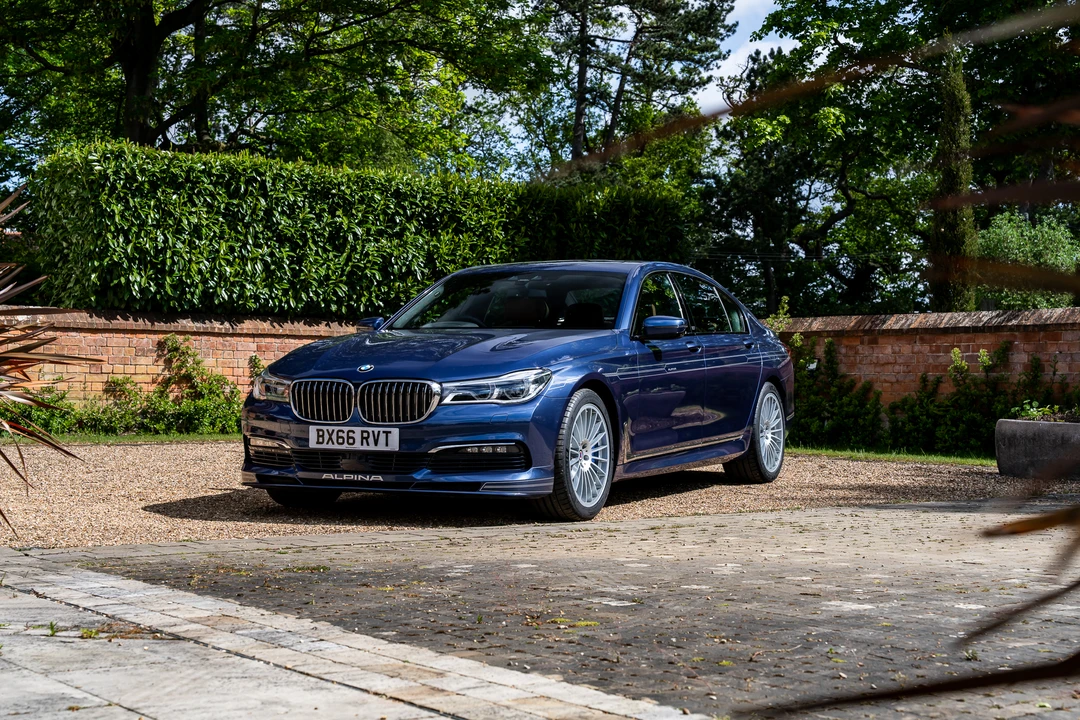 2016 BMW Alpina B7 - Image 3 of 31