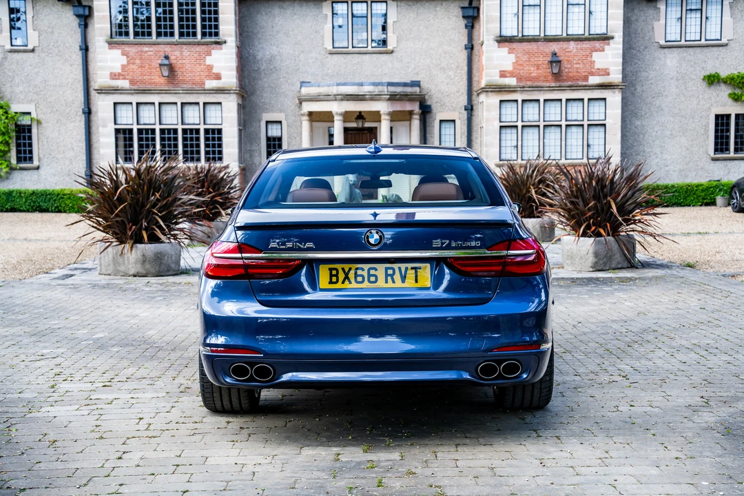 2016 BMW Alpina B7 - Image 6 of 31