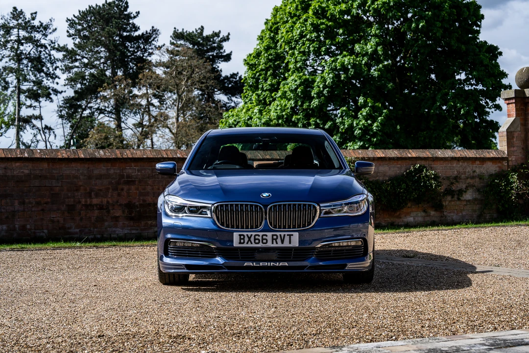 2016 BMW Alpina B7 - Image 2 of 31