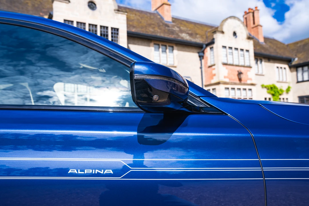 2016 BMW Alpina B7 - Image 14 of 31
