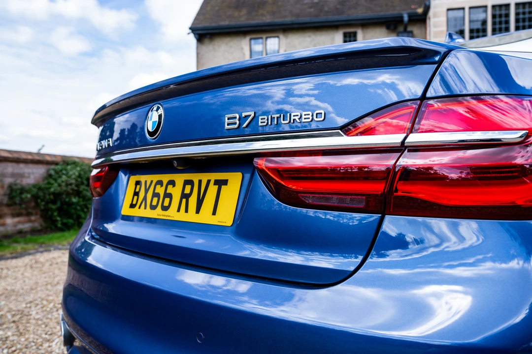 2016 BMW Alpina B7 - Image 18 of 31