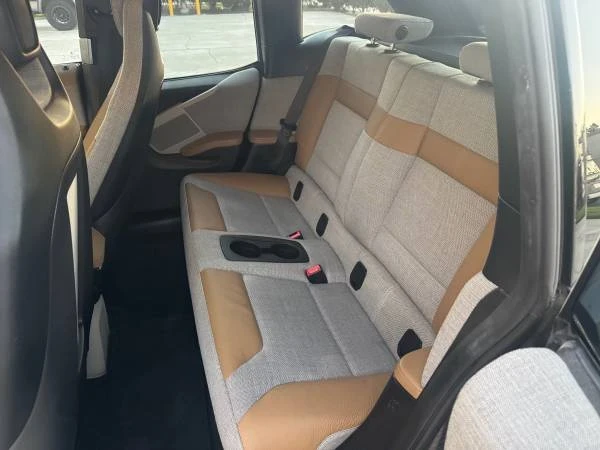 2016 BMW i3 - Image 11 of 15
