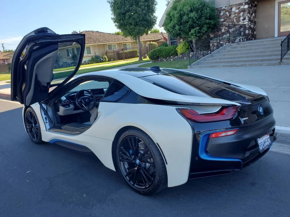 2016 BMW i8 - Image 6 of 21