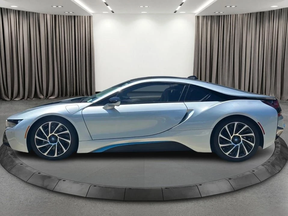 2016 BMW i8 - Image 2 of 20