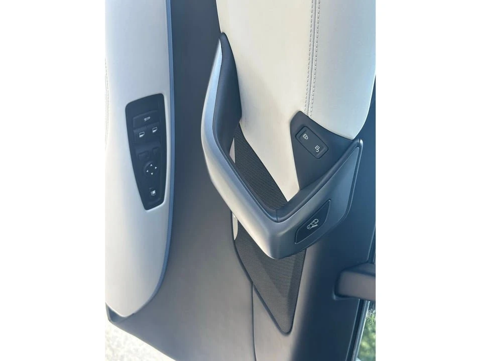 2016 BMW i8 - Image 18 of 20
