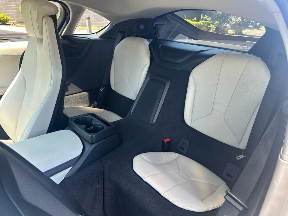 2016 BMW i8 - Image 19 of 20