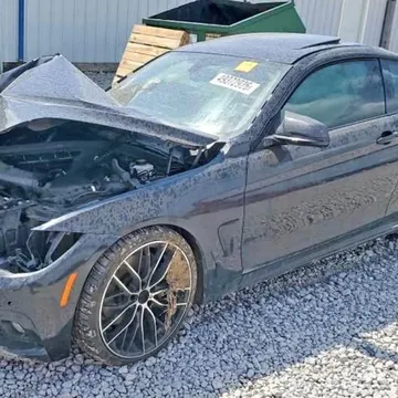 2016 BMW M4 Competition xDrive Coupe 2D