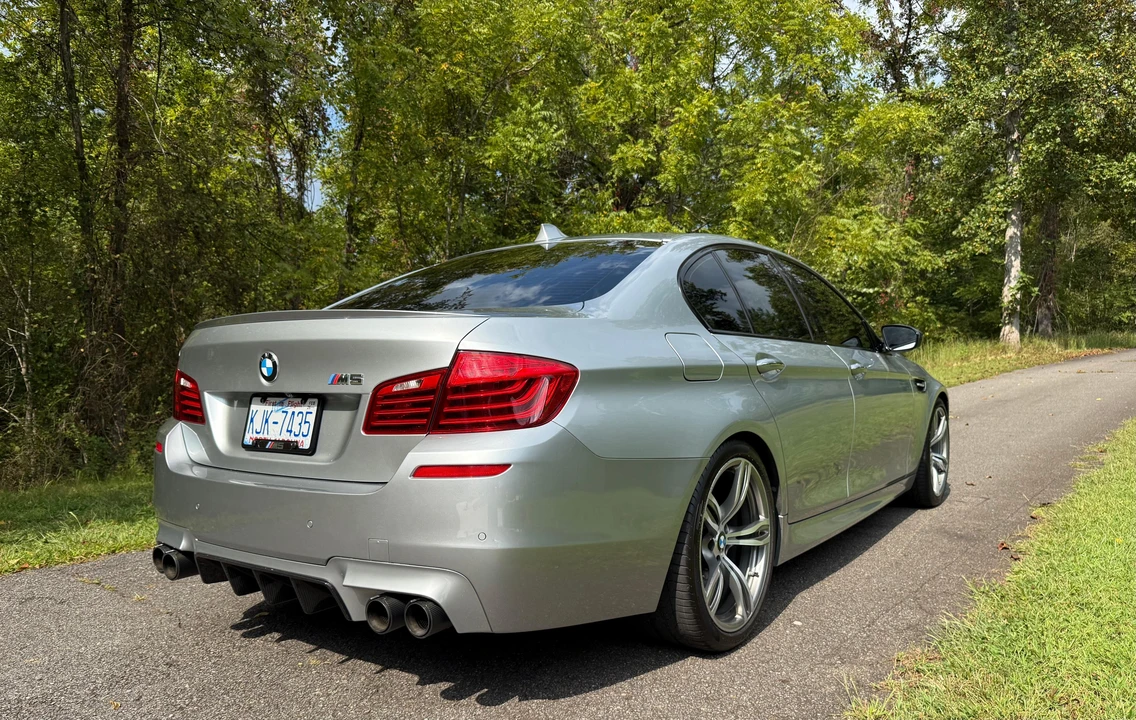 2016 BMW F10 M5 - Image 16 of 31
